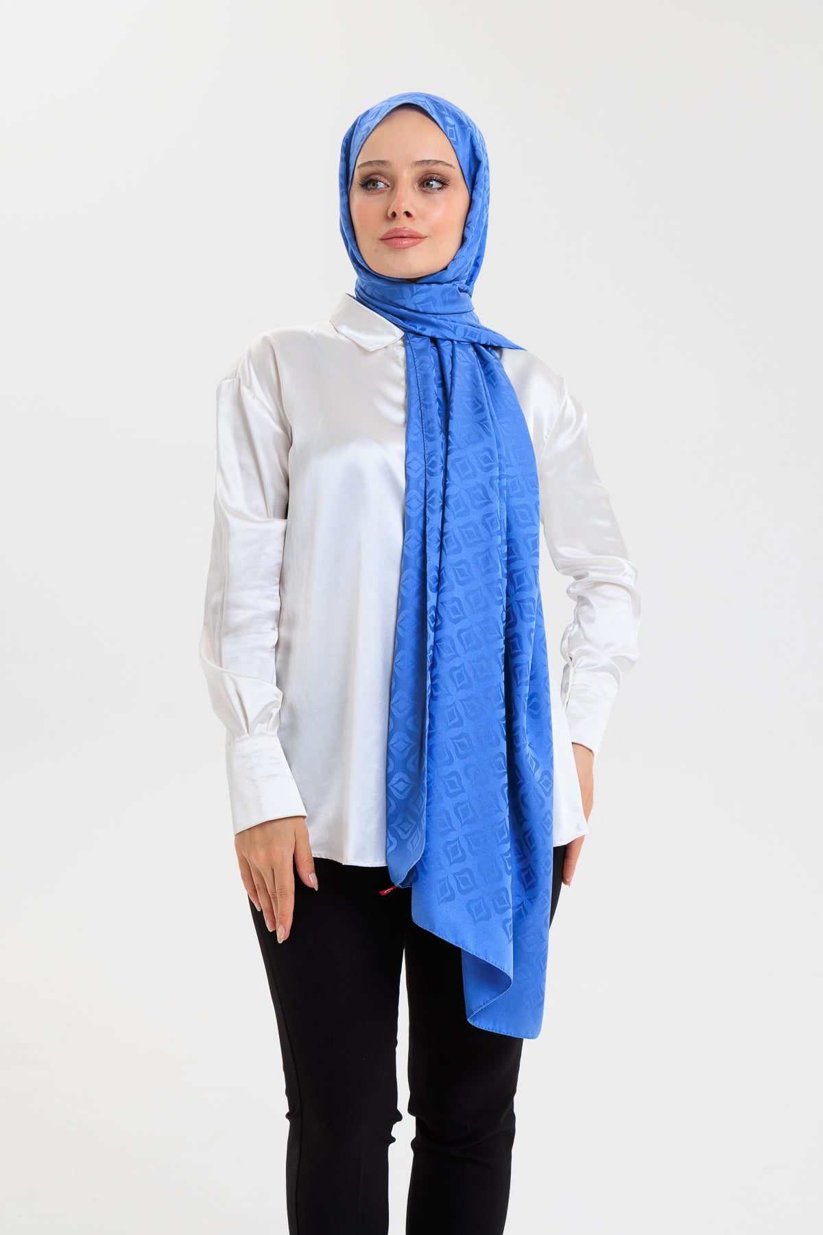 DELMAR Lior Mavi Lale Desenli Pamuklu Jakarlı Şal