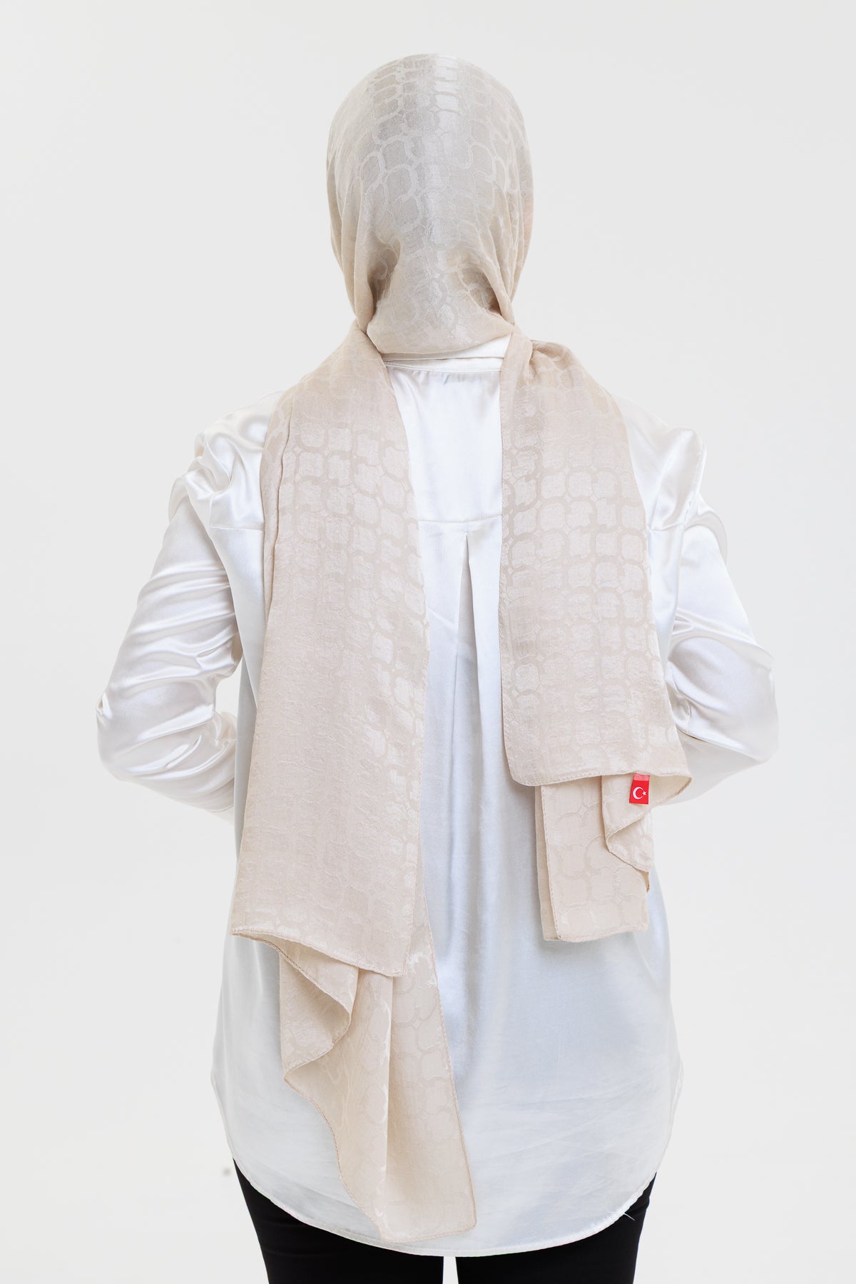 DELMAR Lior Bej Halka Desenli Jakarlı Şal